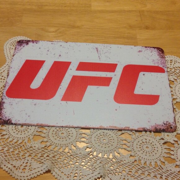 UFC Metal sign, The Ultimate Fighting Championship - Picture 1 of 3